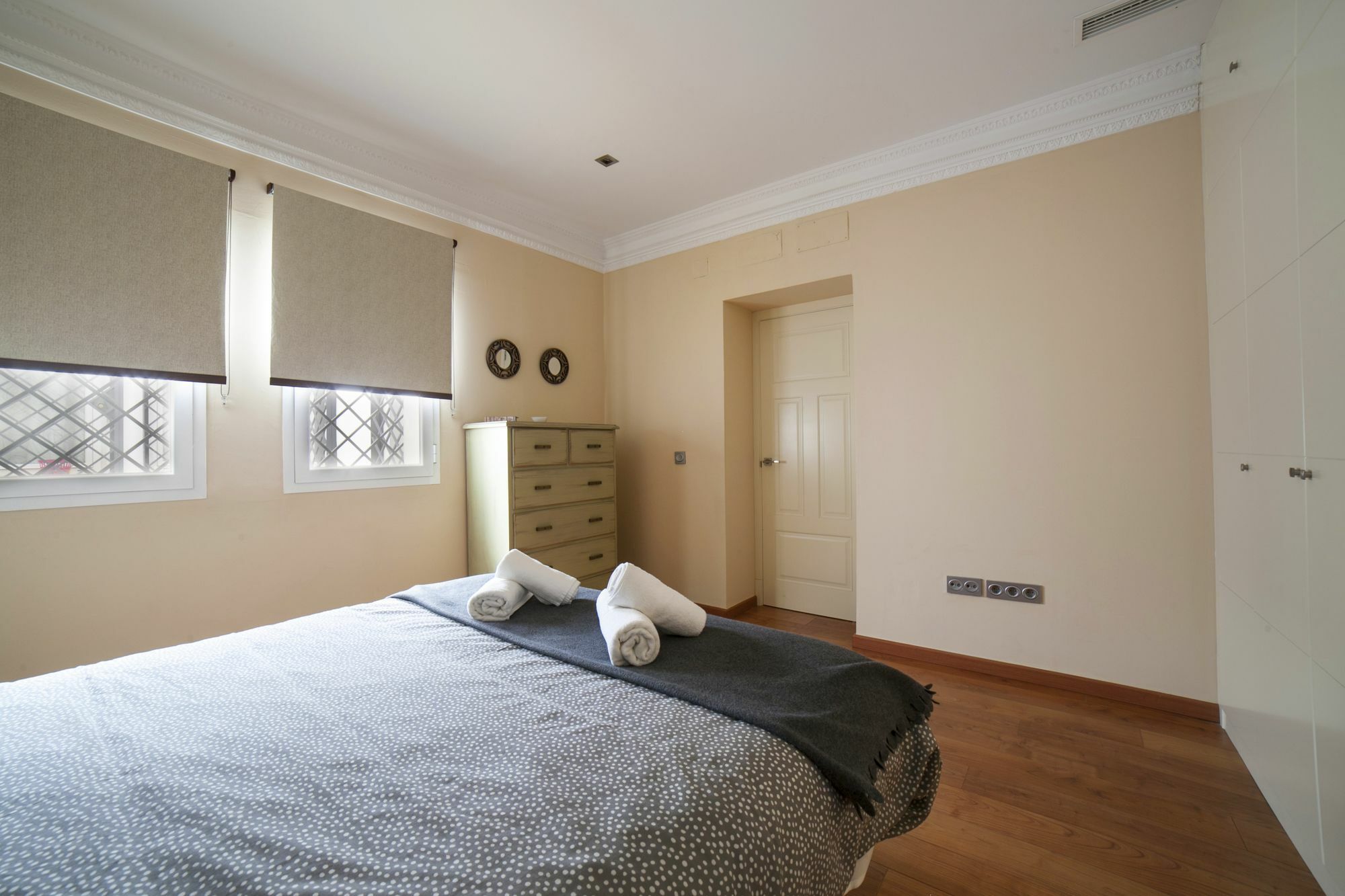 Alohamundi Quevedo Apartment เซบีญา ภายนอก รูปภาพ