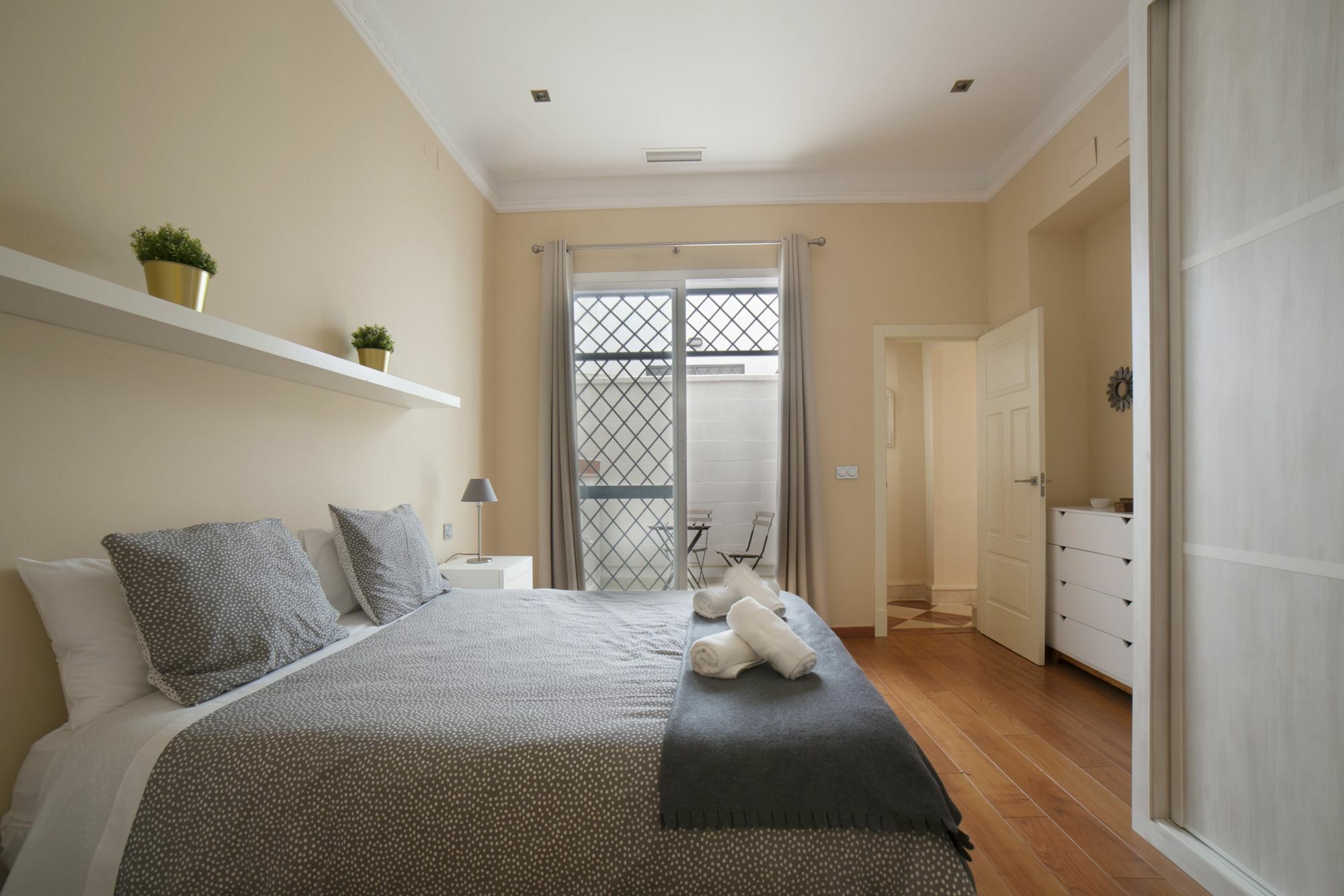 Alohamundi Quevedo Apartment เซบีญา ภายนอก รูปภาพ